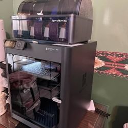 Bambu Labs P1S 3D printer w/ AMS