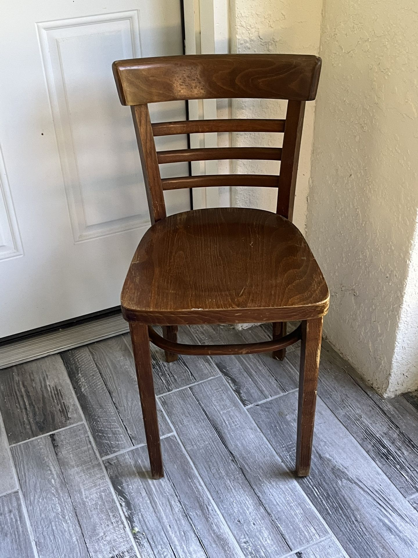Vintage child chair