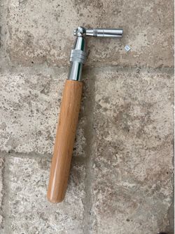 Piano tuning lever