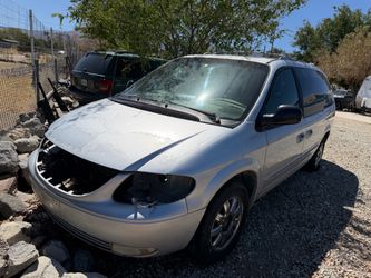 2004 Chrysler Town & Country