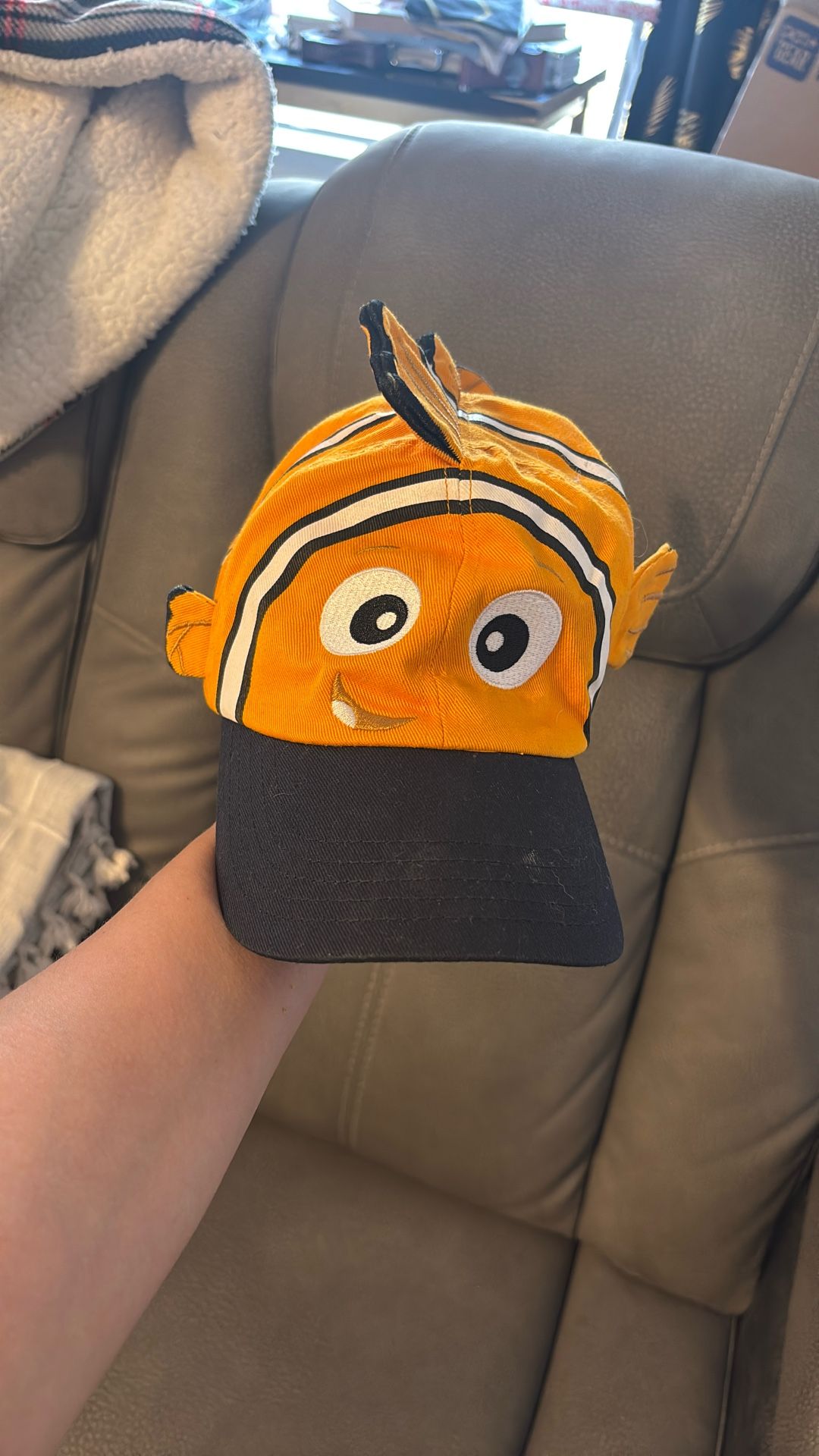 Nemo Disneyland Hat