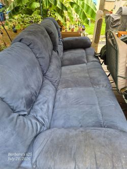 Reclining sofa