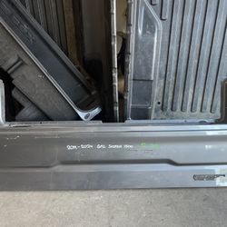 2019-2020-2021-2022–2023 GMC SIERRA 1500 MULTI PRO TAILGATE OEM USED