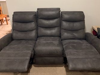 Recliner couch and single recliner