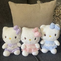Small HK Plushies 