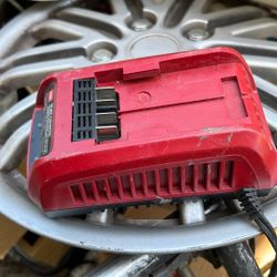 Toro Battery Charger 