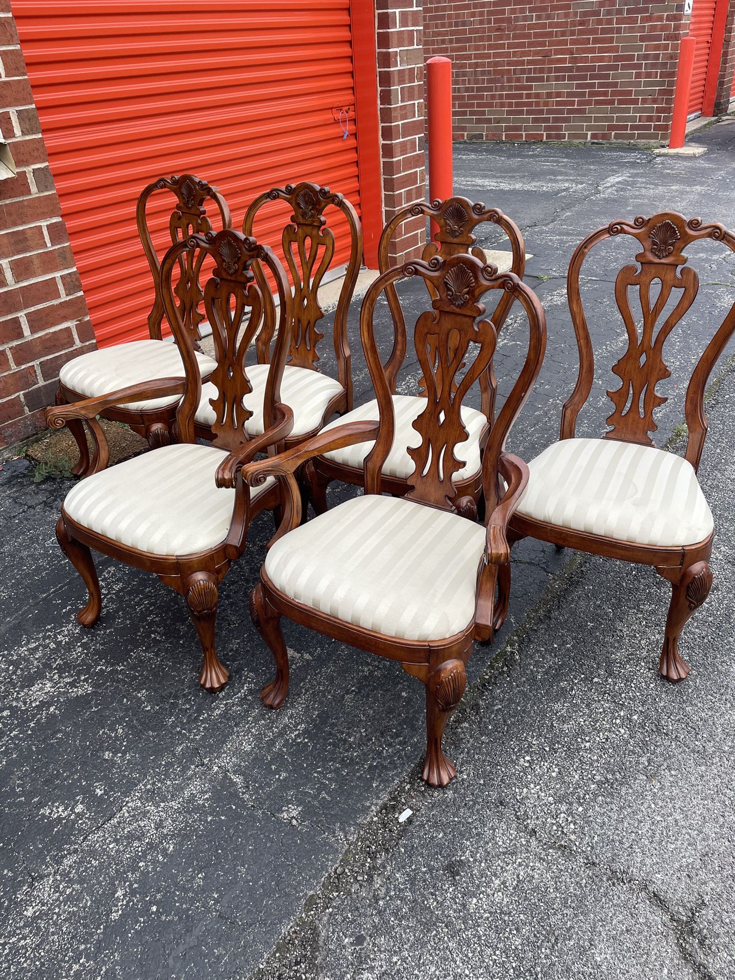 Solid Wood Dining Room Table With 6 Chairs