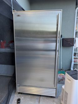 Subzero freezer