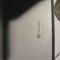 Microsoft Surface  $180