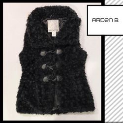 Arden B. Faux Fur Vest Size S
