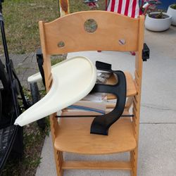 Stoke-type Adjustable High Chairs 