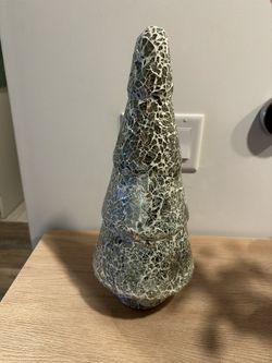 Tree Light Up & Small  Flocked Tree 