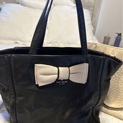 Kate spade Handbag 