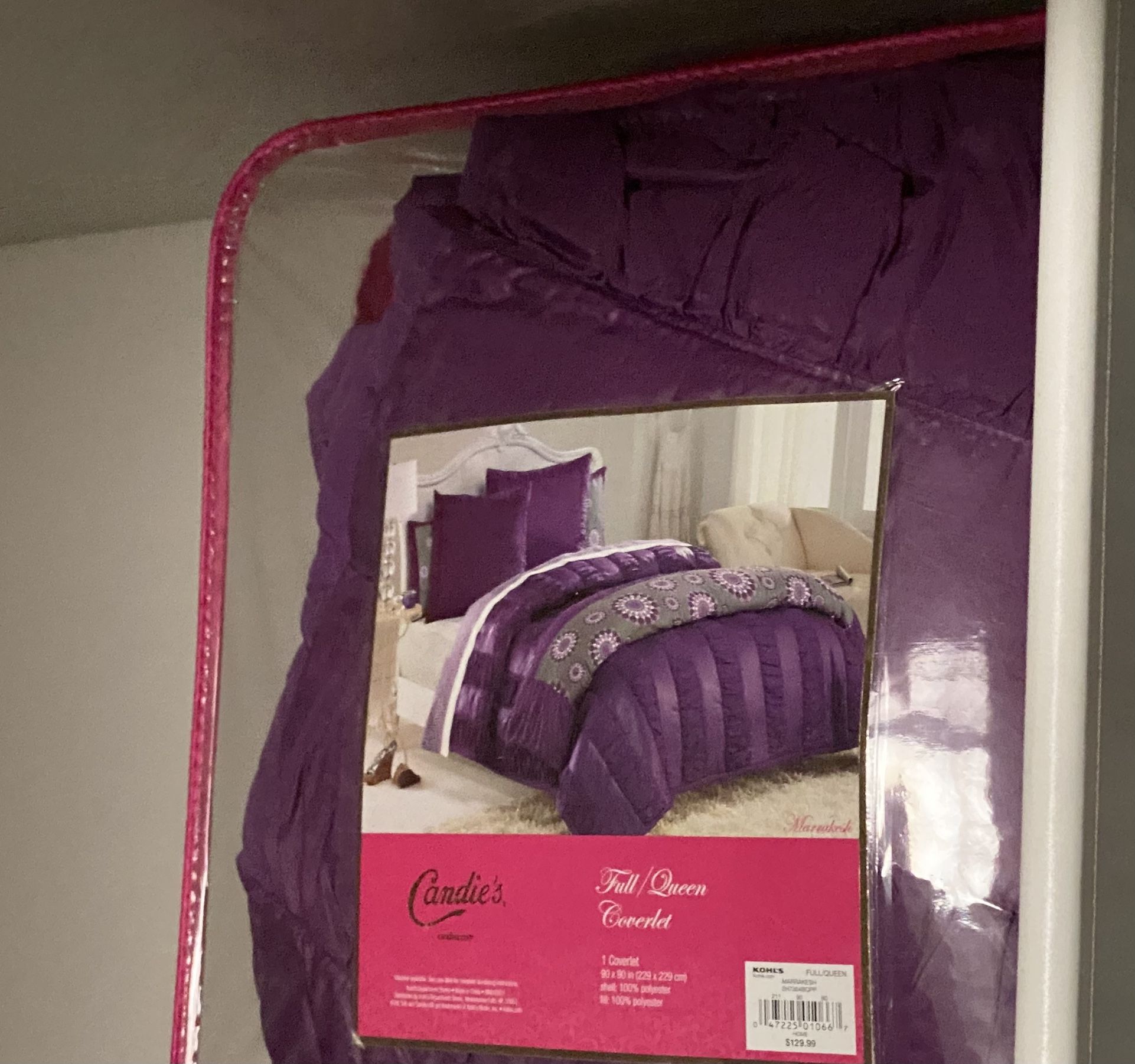 New! Full/Queen Sized Comforter