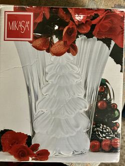 MIKASA VASE