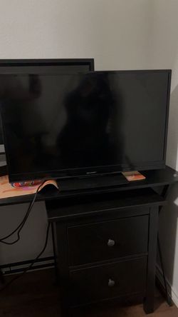 Sharp Flat Screen TV 28 inch’s
