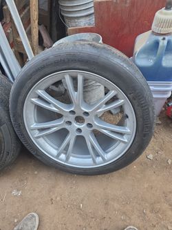 255/45 R19 rim 53 tesla