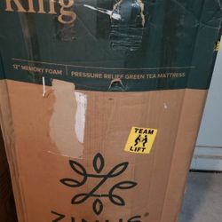 🔥 KING 12″ ZINUS MATTRESS — JUST $260! 🛏️💤