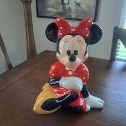 Vintage The Disney Store Collectible Minnie Mouse Ceramic Cookie Jar