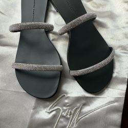 Giuseppe Zanotti 10MM Leather Double Strap Sandals Black, Talla 6B/36EU, Nuevas en Caja
