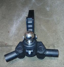 Blue Ox Tow Hitch