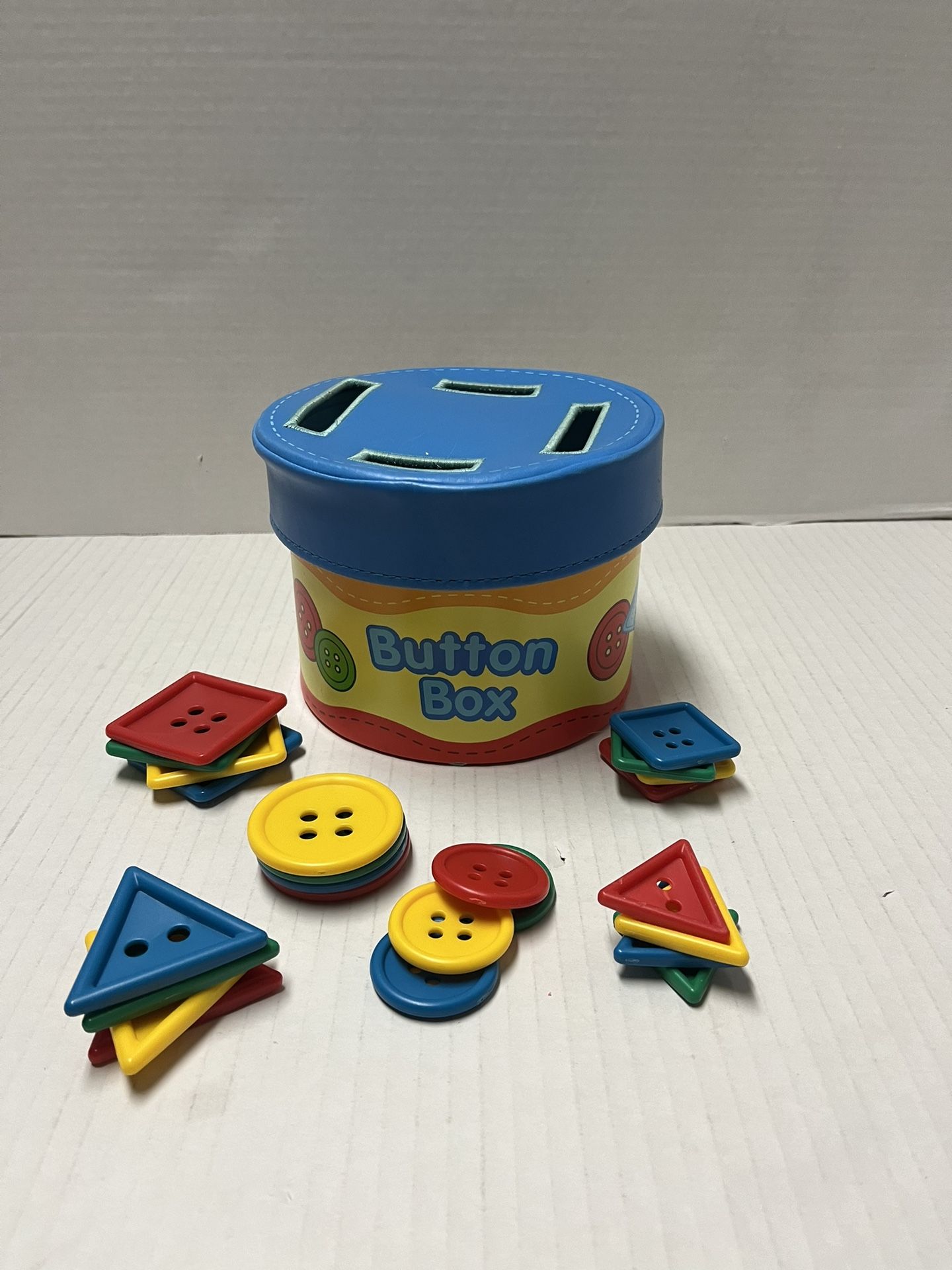 Lakeshore Button Size-Sorting Box