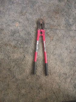 BOLT & WIRE CUTTER GOOD CONDITION