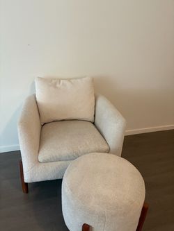 White Sherpa Chair with Ottoman