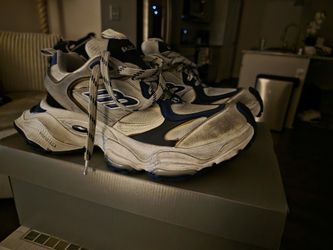 Balenciaga Cargo Oversized Sneaker Size 45(12)