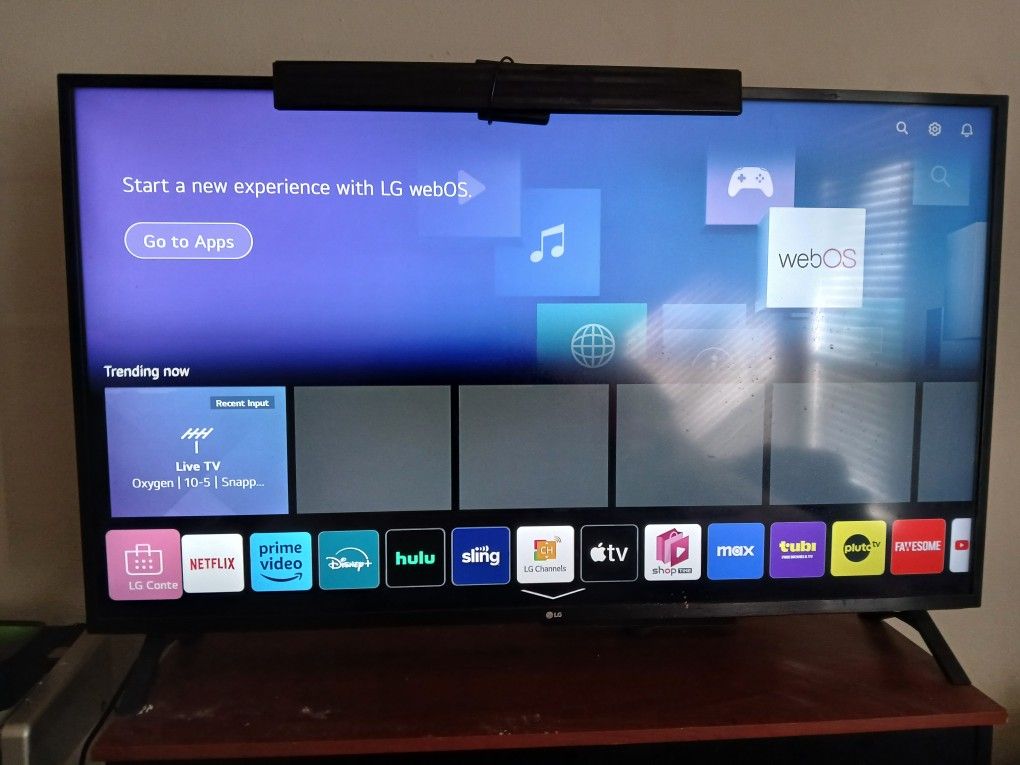 52" LG Smart TV/ Apple TV