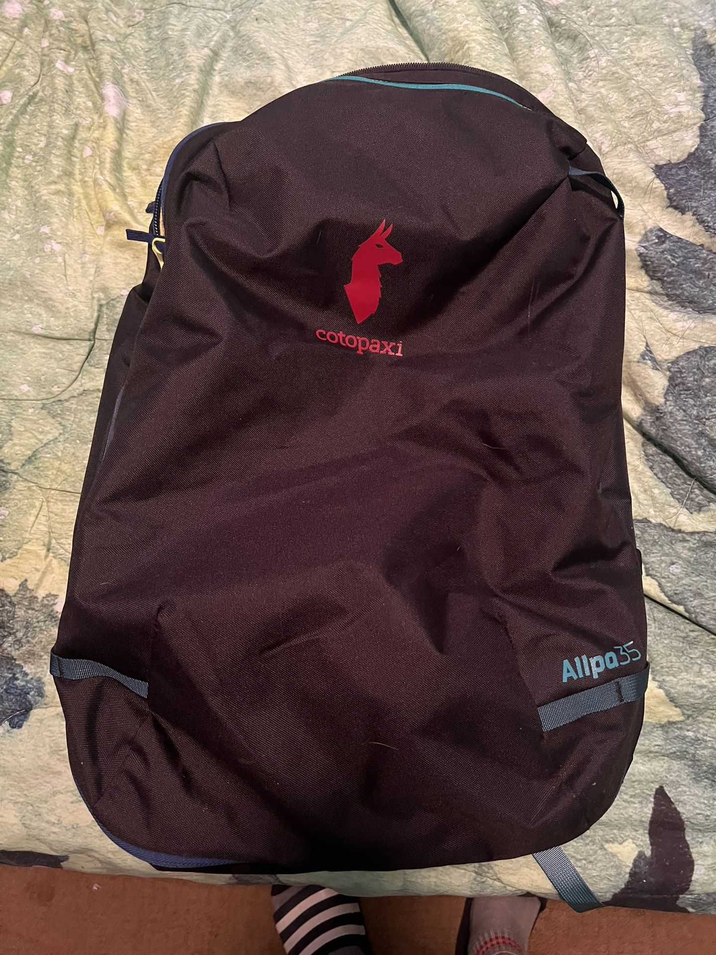 Cotopaxi Allpa 35 Travel Backpack - Del Dia Dark