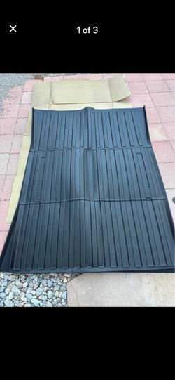 Tesla Cybertruck bed mat