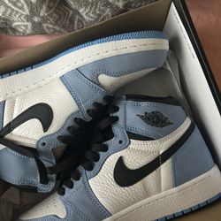 JORDAN 1 UNIVERSITY BLUE