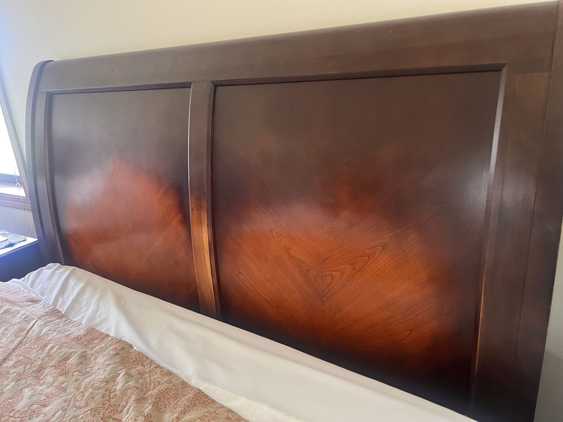 Bedroom set