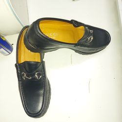 Vendo Bonito Zapatos Marca Gucci made in italy originales Son nuevos