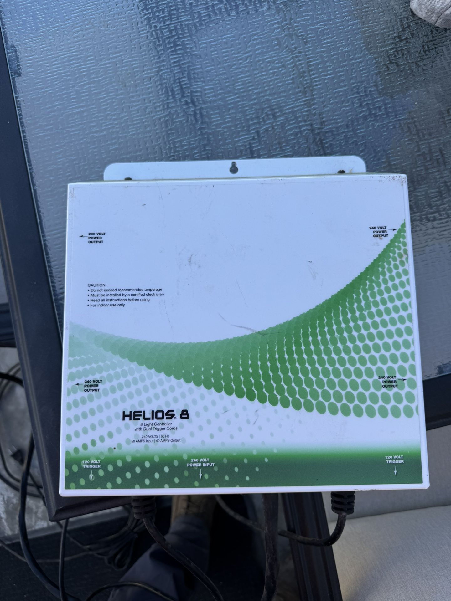 Titan Controls Helios 8 - 8 Light 240 V Controller with Dual Trigger Cords