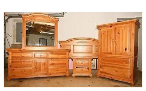 Queen Bedroom Set 5 Piece Broyhill Fontana Pine Set For Sale In