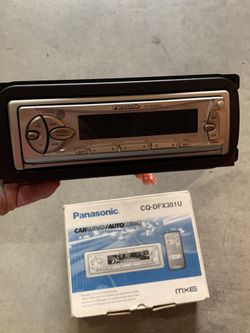 Panasonic DFX 30Removable Face plateCD player receiver with remote