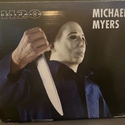 Life-Size Michael Myers Animatronic – Spirit Halloween Edition Full-size 6-ft 5 Inches Michael 