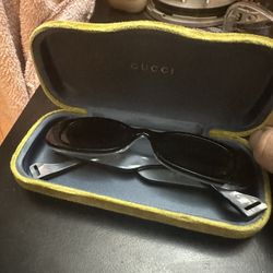 Gucci Original 0517S Womens Glasses 