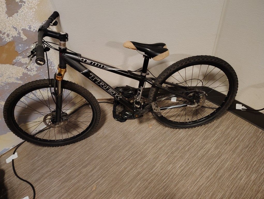 Trek 4300