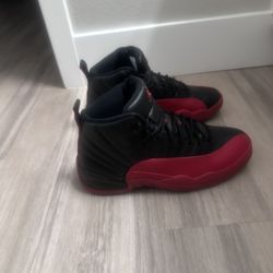 Jordan 12 Flu Game Size 9.5
