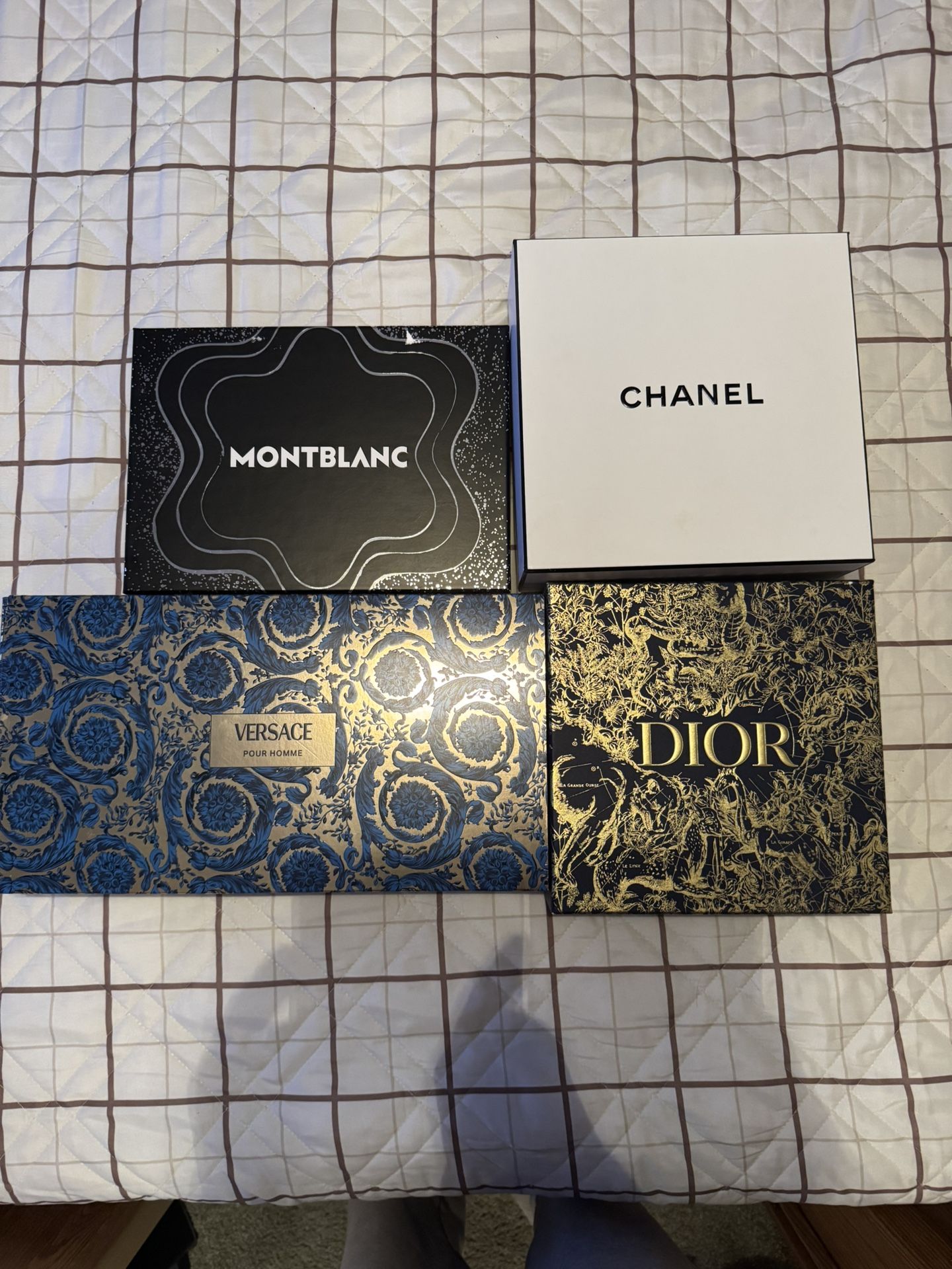 Versace Dior Montoblanc Chanel
