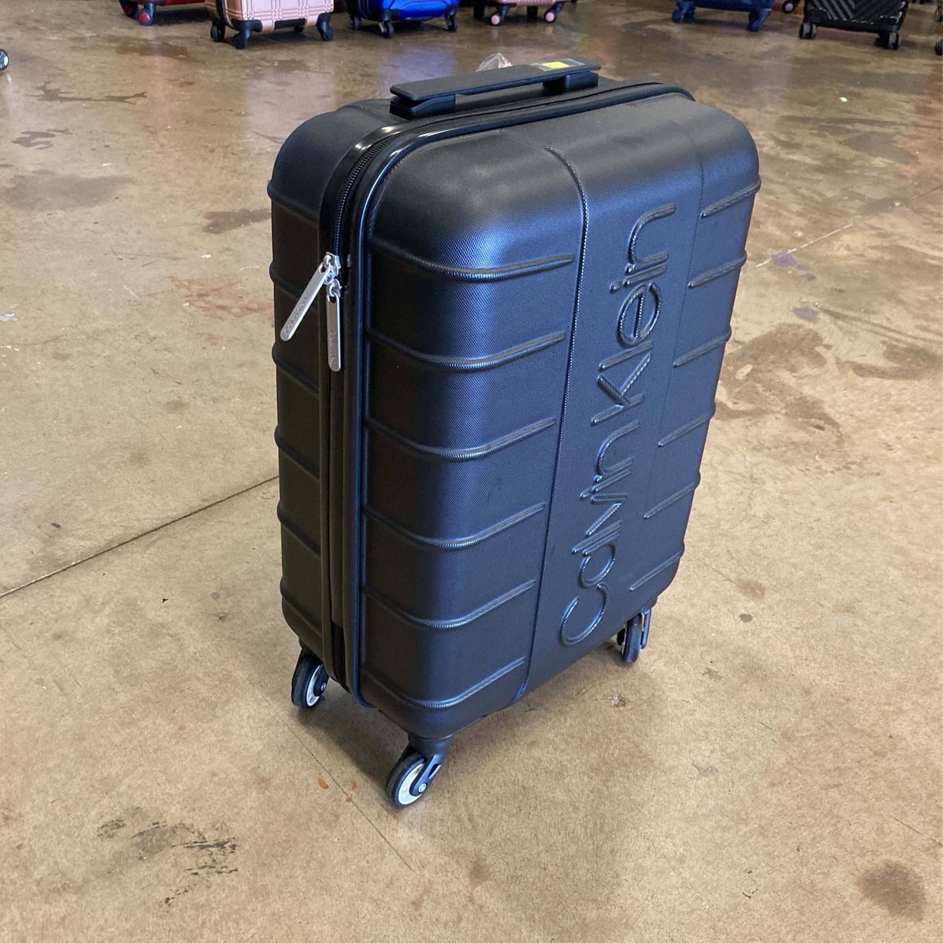 Calvin klein 2024 carry on suitcase