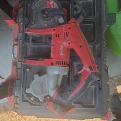 Milwaukee Bandsaw 