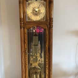 Howard Miller 71st Edition Anniversary Floor Clock