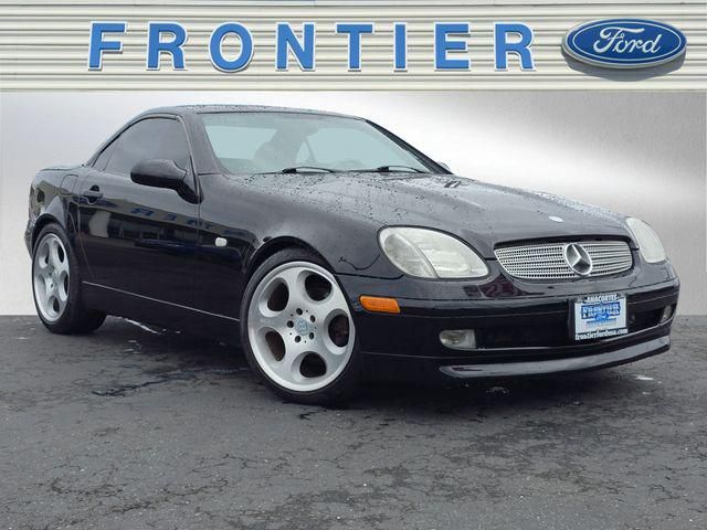 2000 Mercedes-Benz SLK 230