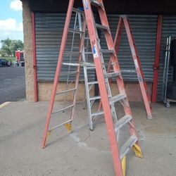 8-ft Werner fiberglass ladder 300 cap