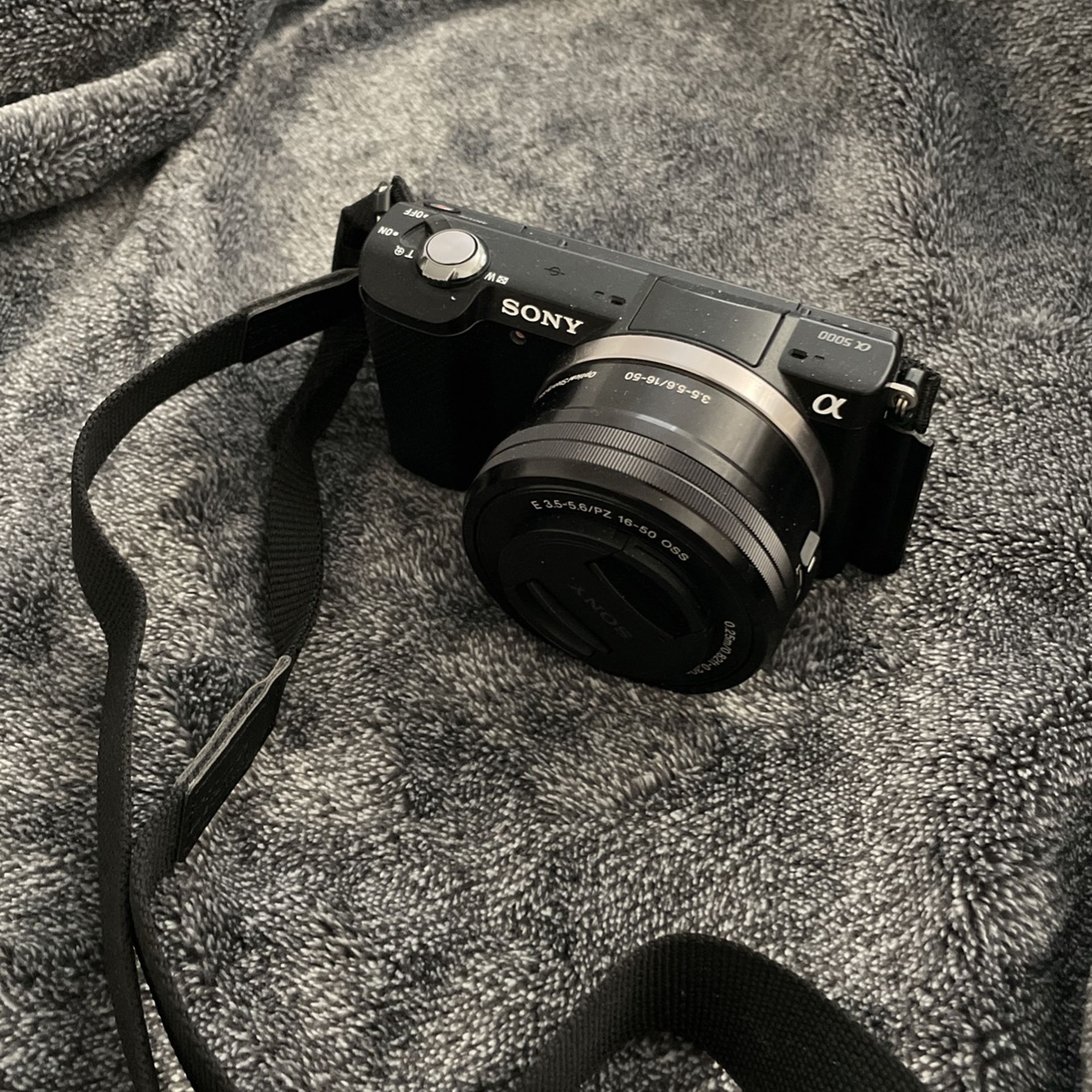 Sony A5000