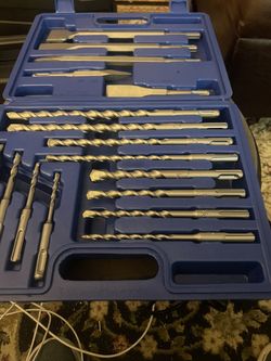 Brand New Drill Bit & chisel set Black Or Blue Case 